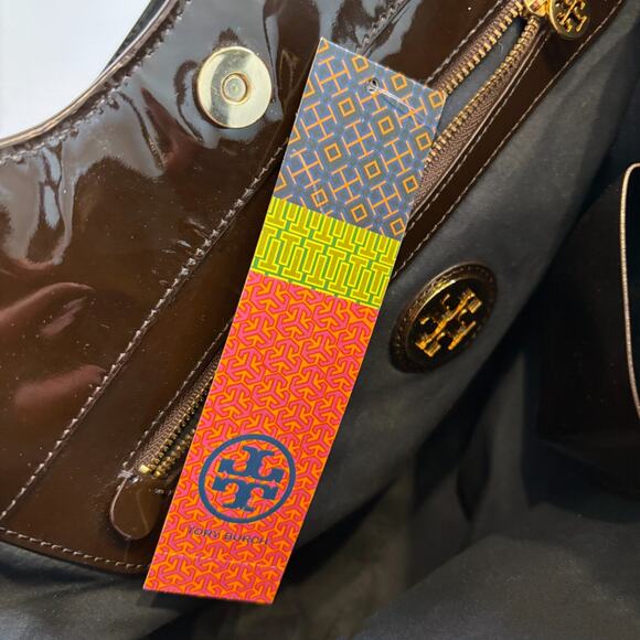 Tory Burch Perforated Logo Black Patent Leather Bombe Large Tote Handbag Purse - Picture 7 of 10